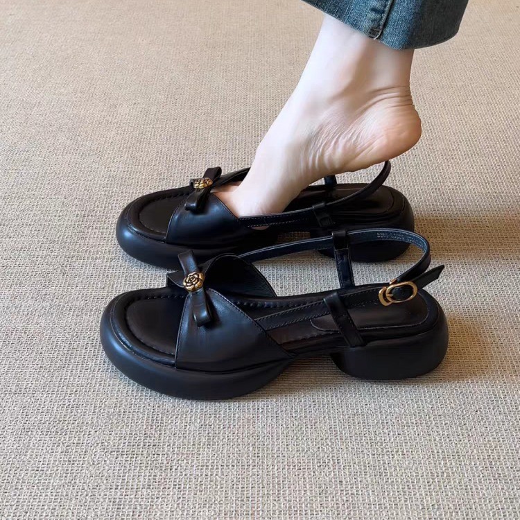 Sandali con Cinturini Nuovo St - Sandal Strappy Heeled recensione e prezzo