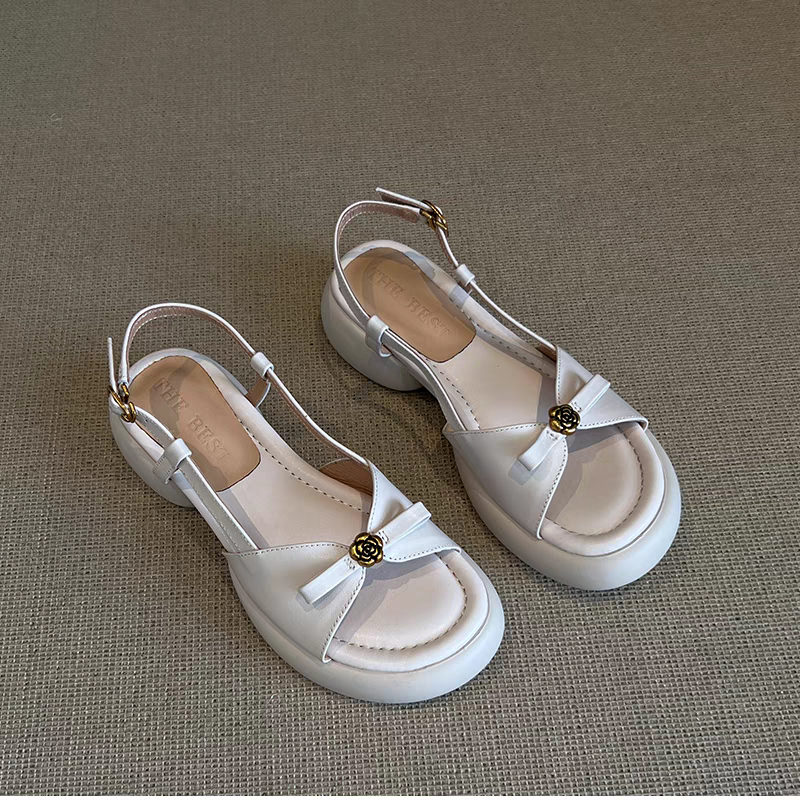 Sandali con Cinturini Nuovo St - Sandal Strappy Heeled recensione e prezzo