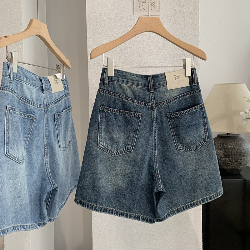 Pantaloncini in denim da donna - Shorts Denim Frayed recensione e prezzo